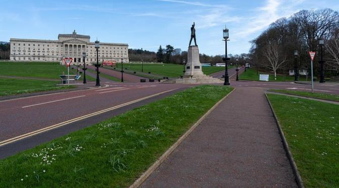https://commons.wikimedia.org/wiki/File:Stormont_Estate_-150956_(33625273538).jpg#filelinks